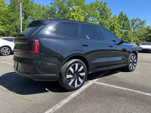Certified 2025 Volvo EX90 Plus AWD/4WD image 9