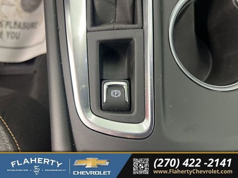 Used 2024 Chevrolet Equinox LT image 33
