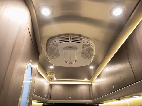 Used 2021 Mercedes-Benz Sprinter 3500 image 74