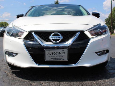 Used 2016 Nissan Maxima Platinum w/ Interior Lighting Package FWD image 2