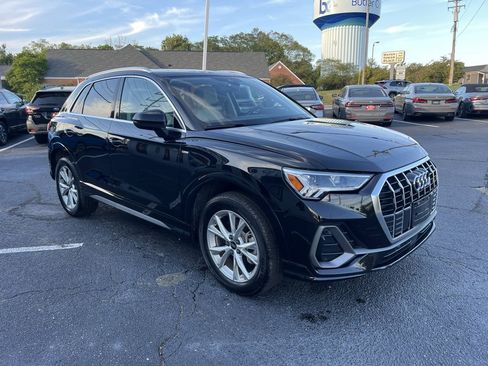 Used 2023 Audi Q3 2.0T Premium image 4