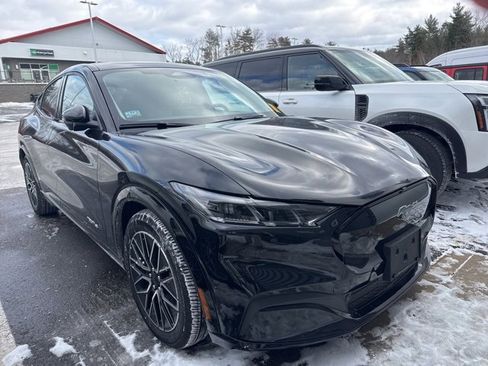 Used 2024 Ford Mustang Mach-E Premium image 2