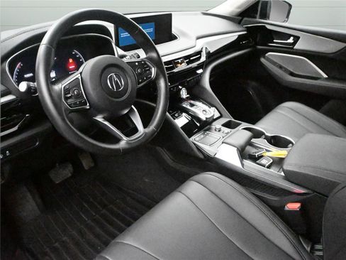 Used 2024 Acura MDX SH-AWD image 2