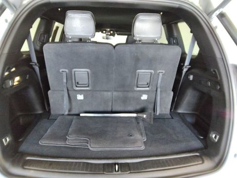 Used 2024 Jeep Grand Cherokee L Laredo image 10