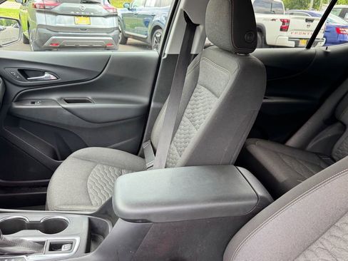 Used 2021 Chevrolet Equinox LT AWD/4WD image 7