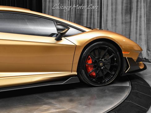 Used 2019 Lamborghini Aventador SVJ AWD/4WD image 52