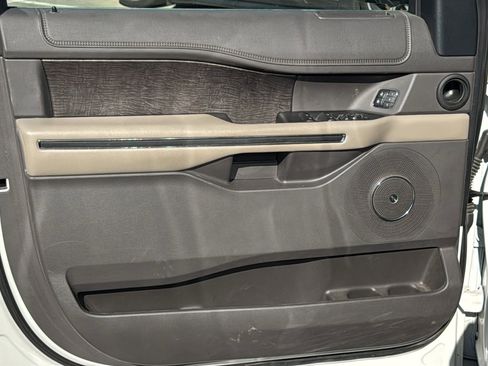 Used 2020 Ford Expedition Limited w/ Special Edition Package image 12