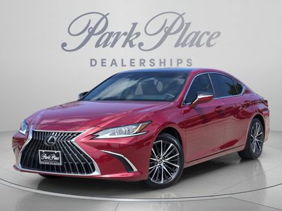 Used 2025 Lexus ES 350 w/ Premium Package