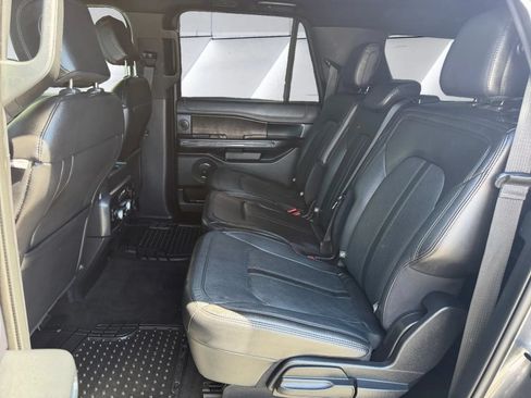 Used 2020 Ford Expedition Max Limited RWD image 18