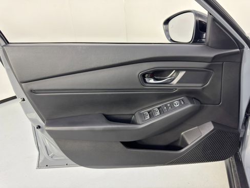 Used 2025 Honda Accord SE image 35