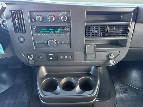Used 2021 Chevrolet Express 2500 w/ Driver Convenience Package RWD image 17