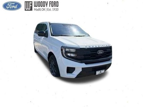 Used 2025 Ford Expedition Active RWD image 7