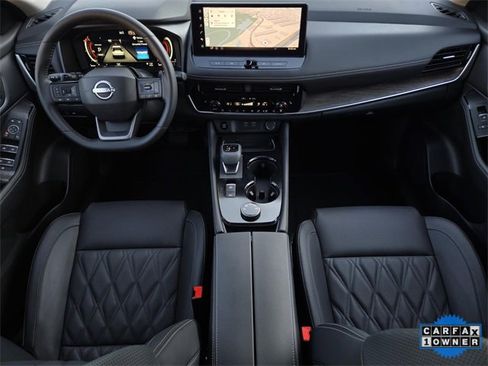 Used 2026 Nissan Rogue Platinum w/ Platinum Premium Package image 15