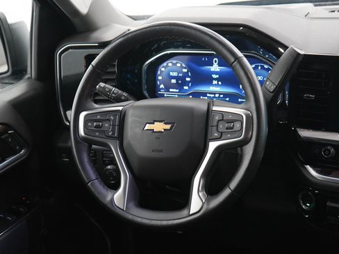 Used 2022 Chevrolet Silverado 1500 LT w/ Z71 Off-Road Package AWD/4WD image 14