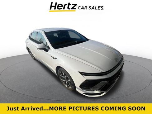Used 2025 Hyundai Sonata SEL image 1