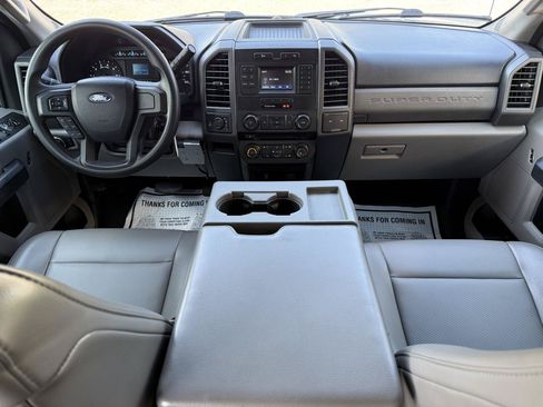 Used 2017 Ford F250 XL w/ Power Equipment Group AWD/4WD image 13
