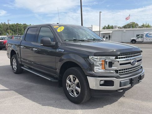 Used 2018 Ford F150 XLT w/ Equipment Group 302A Luxury AWD/4WD image 9