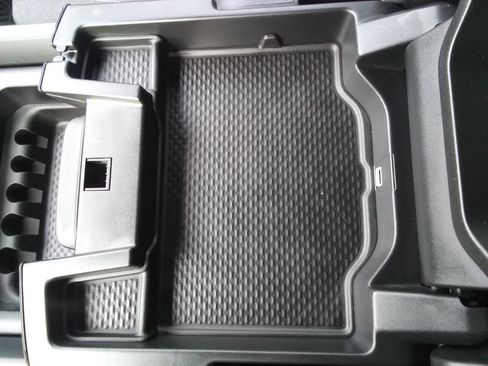 Used 2024 RAM 1500 Big Horn image 21