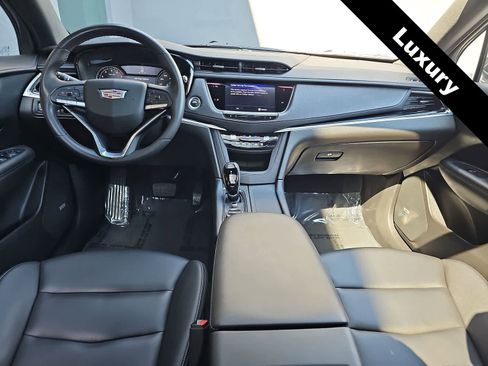 Used 2023 Cadillac XT6 Luxury AWD/4WD image 14