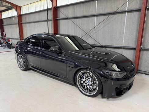 Used 2017 BMW M3 Base 4dr Sedan image 17