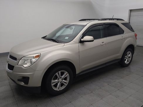 Used 2015 Chevrolet Equinox LT w/ Driver Convenience Package FWD image 2