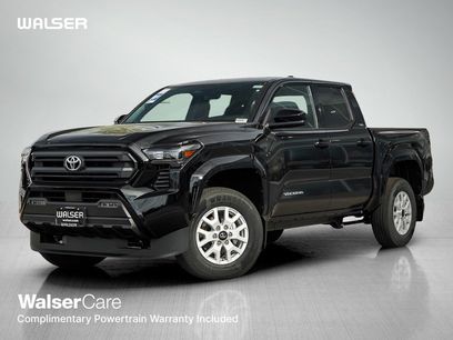 New 2025 Toyota Tacoma SR5