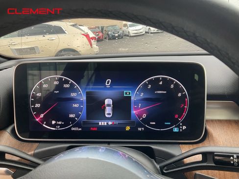 Used 2023 Mercedes-Benz C 300 Sedan image 11