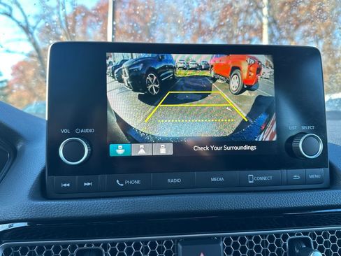 Used 2023 Honda Civic Sport image 10