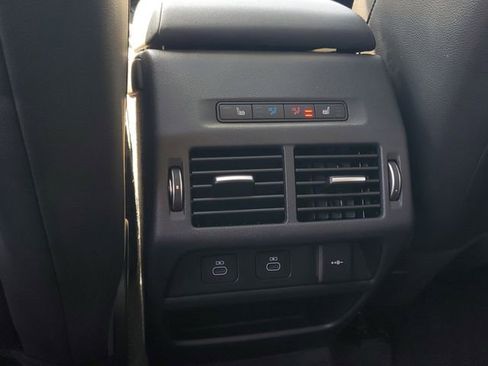 Certified 2025 Land Rover Discovery Sport S AWD/4WD image 13