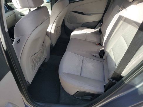 Used 2016 Hyundai Tucson SE w/ Option Group 02 FWD image 8