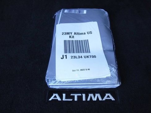 Used 2023 Nissan Altima 2.5 SR image 43