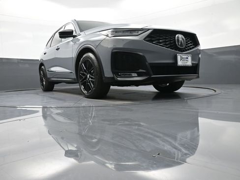 Used 2025 Acura MDX A-Spec image 31