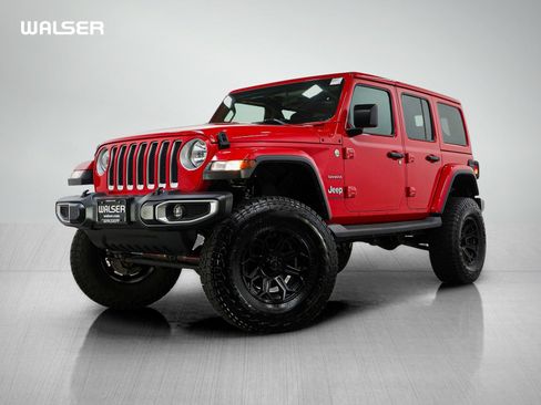 Used 2018 Jeep Wrangler Unlimited Sahara w/ Dual Top Group AWD/4WD image 1