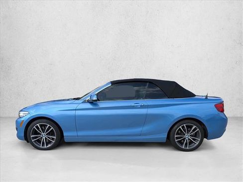 Used 2019 BMW 230i Convertible w/ Premium Package RWD image 8