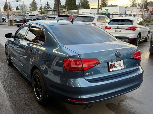 Used 2015 Volkswagen Jetta TDI S image 5