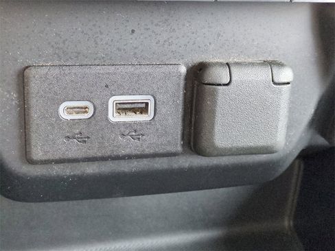 Used 2022 Chevrolet Silverado 2500 LTZ image 20