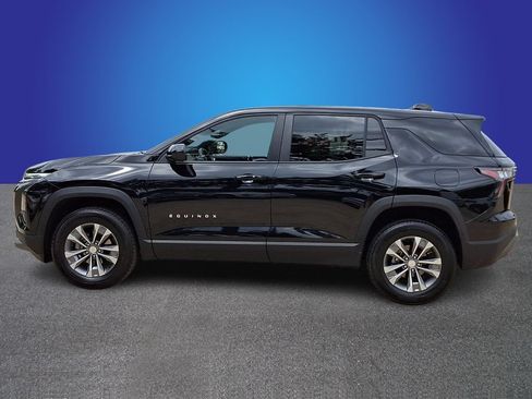 Used 2025 Chevrolet Equinox LT AWD/4WD image 7
