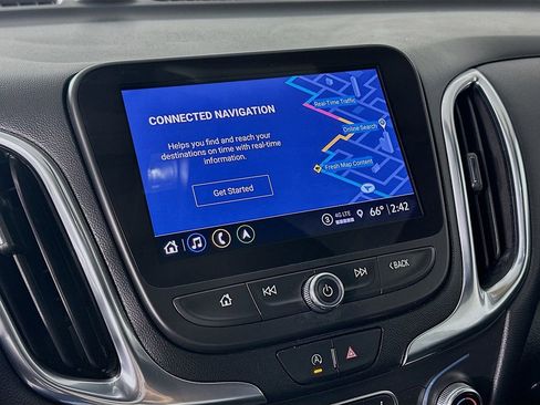 Used 2022 Chevrolet Equinox LT image 18