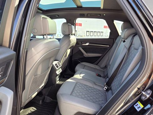 Used 2018 Audi SQ5 Premium Plus w/ Navigation Package AWD/4WD image 11