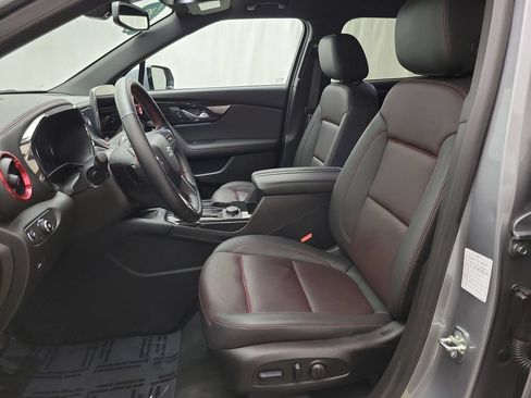 Certified 2025 Chevrolet Blazer RS FWD image 9