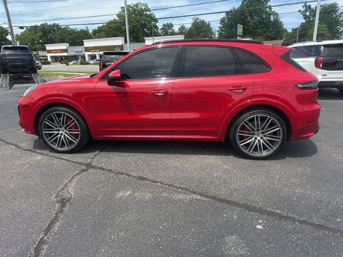 Used 2021 Porsche Cayenne GTS AWD/4WD image 6
