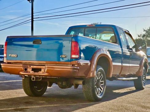 Used 2000 Ford F250 4x4 SuperCab Super Duty image 3
