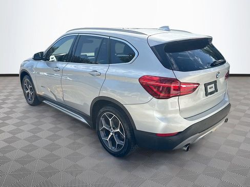 Used 2018 BMW X1 xDrive28i AWD/4WD image 6