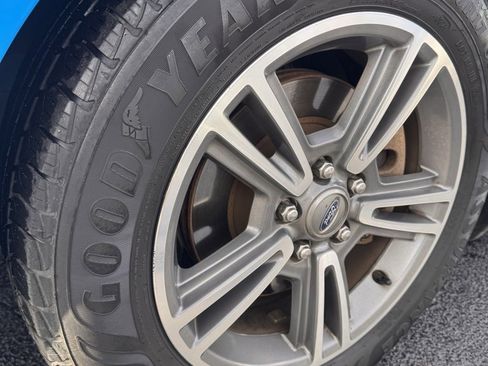 Used 2012 Ford Mustang Premium image 22