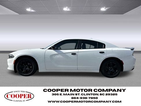 Used 2023 Dodge Charger SXT image 4