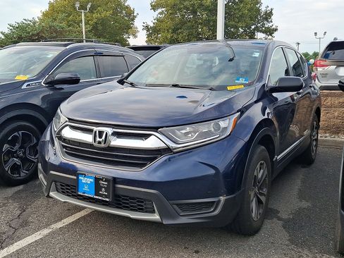 Used 2018 Honda CR-V LX image 3