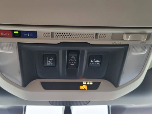 Used 2024 Subaru Forester Sport image 32