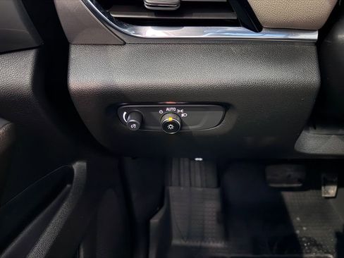 Certified 2023 Chevrolet Traverse LT w/ LPO, Floor Liner Package image 23