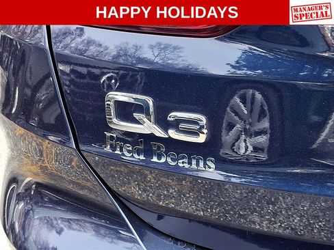 Used 2022 Audi Q3 2.0T Premium w/ Convenience Package image 29