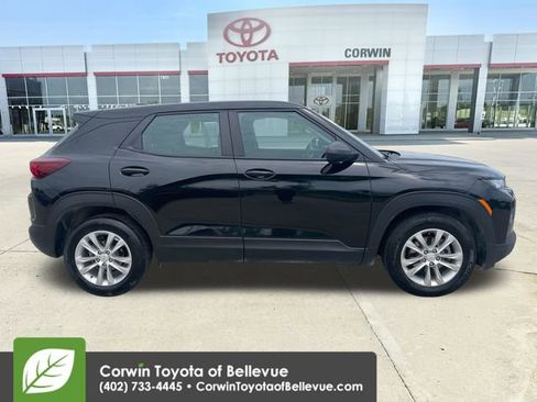 Used 2023 Chevrolet TrailBlazer LS FWD image 6